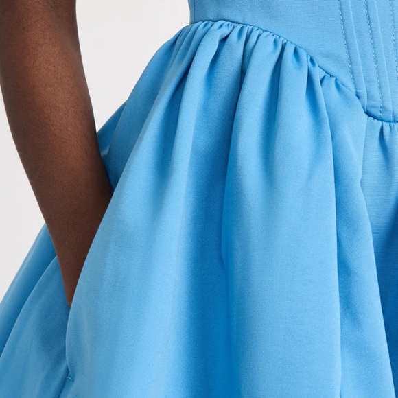 STAUD - Picture 5 of 8